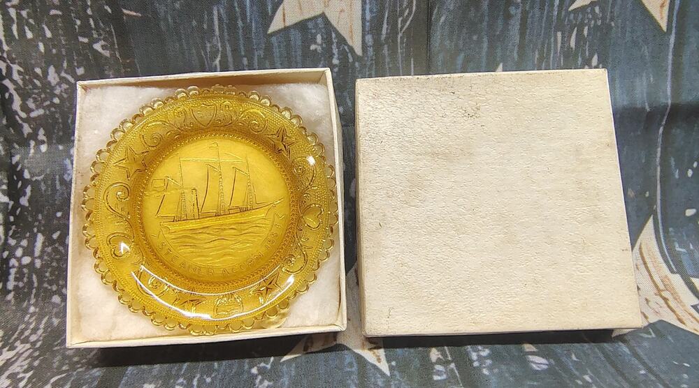 Vintage PAIRPOINT GLASS CUP PLATE w/ Box. Steamer Acorn 1854